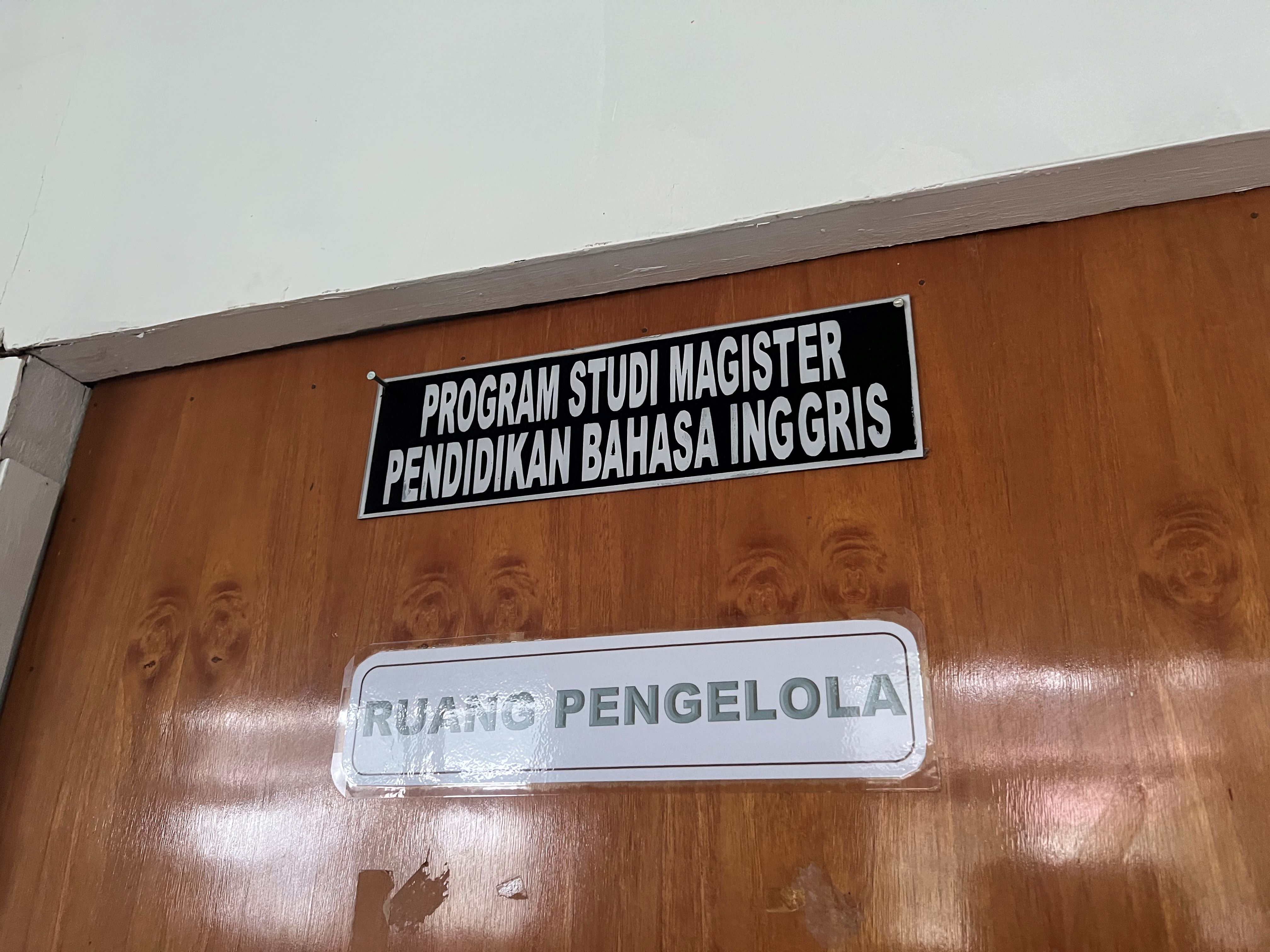 MAGISTER PENDIDIKAN BAHASA INGGRIS